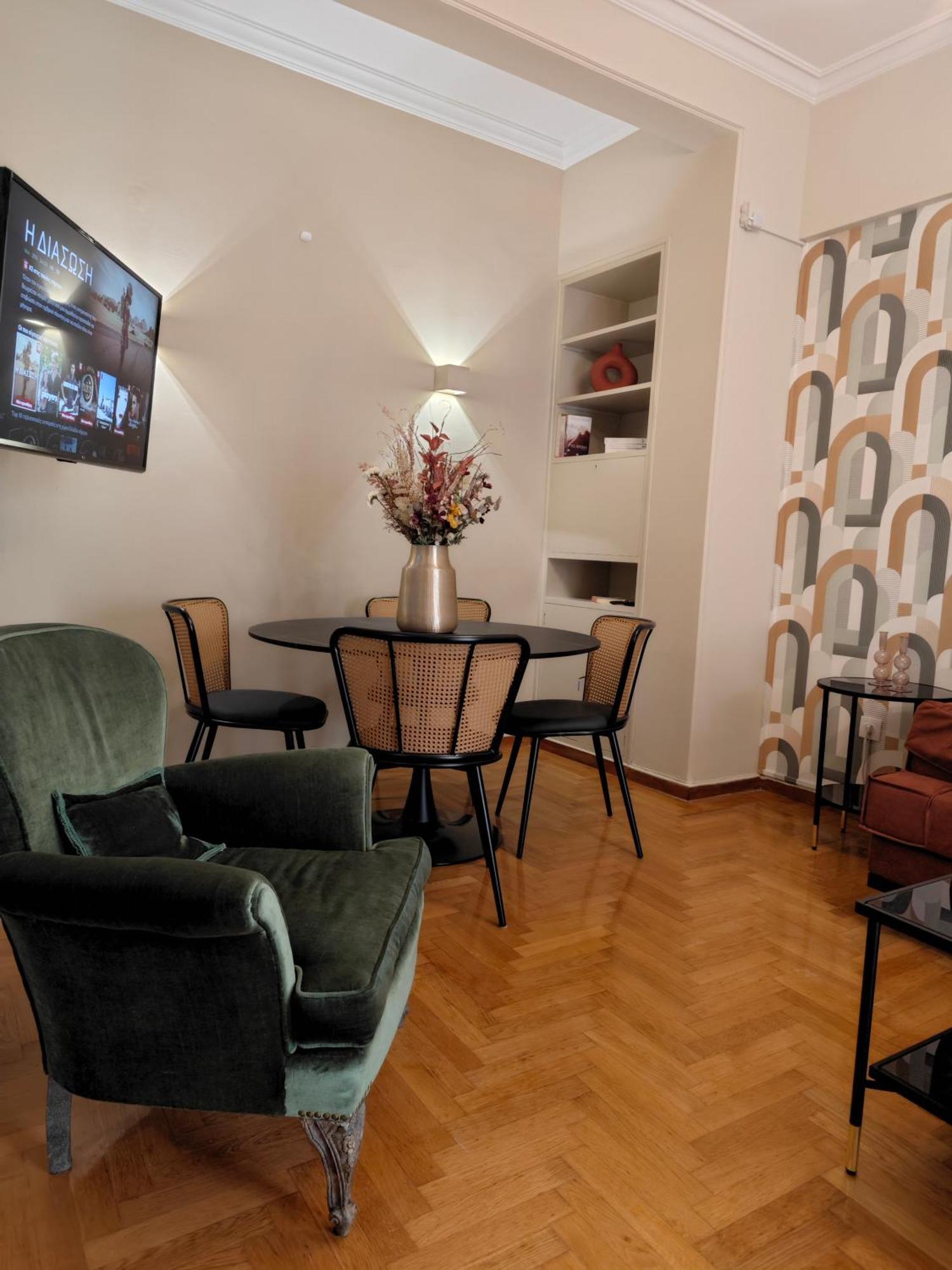 Caravin Wanderhome Acropolis, 1 Min From Acropolis Museum Atena Exterior foto